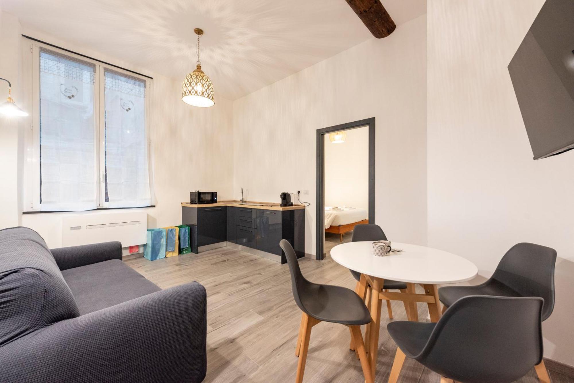 Castelli'S Apartments Campo 10 Genoa Bagian luar foto